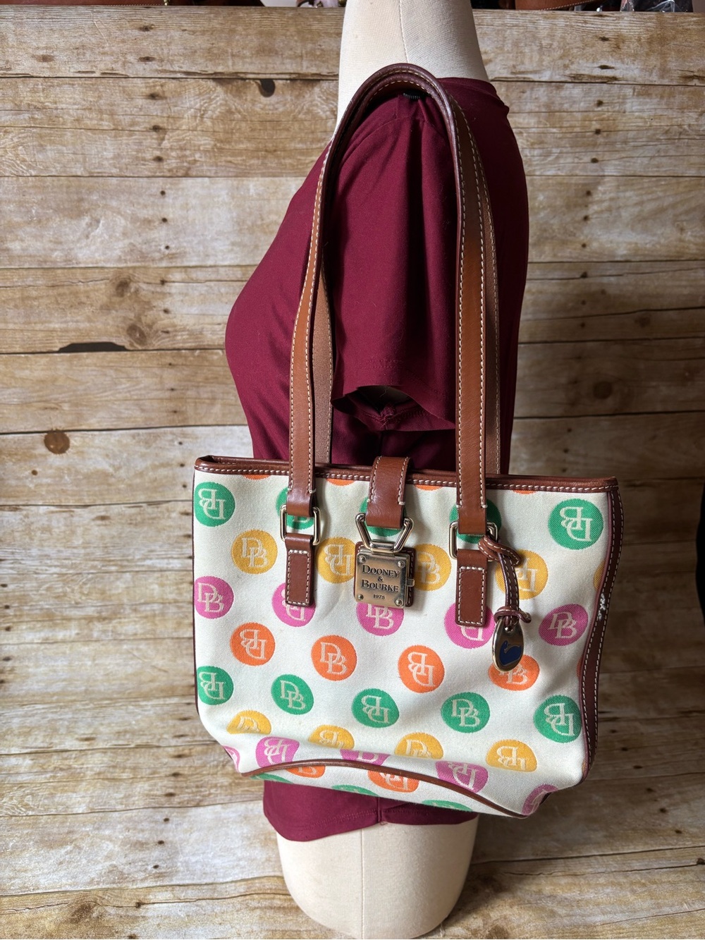 Vintage Dooney & Bourke bucket bag